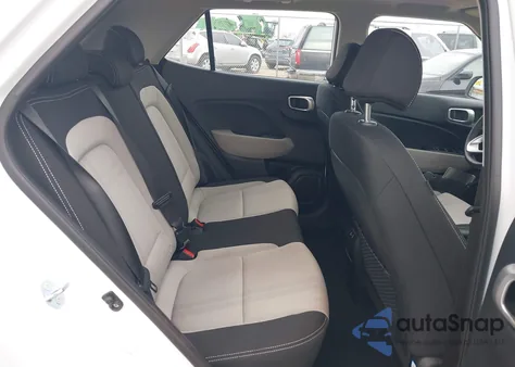 2025 Hyundai Venue Sel z USA, uszkodzony, nr VIN KMHRC8A39SU359702